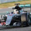 Lewis Hamilton: "El nuevo coche parece un barco, es muy grande"