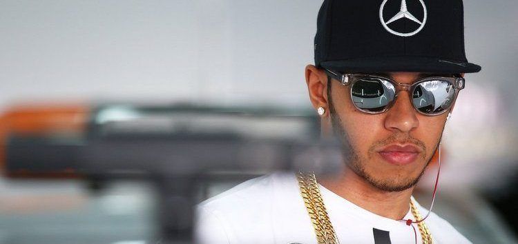 Lewis Hamilton es sancionado y tendrá que remontar para vencer en el Gran Premio de Austria