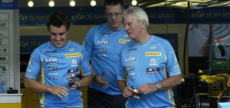 Symonds: «En el coche correcto, Alonso aún puede ganar carreras»