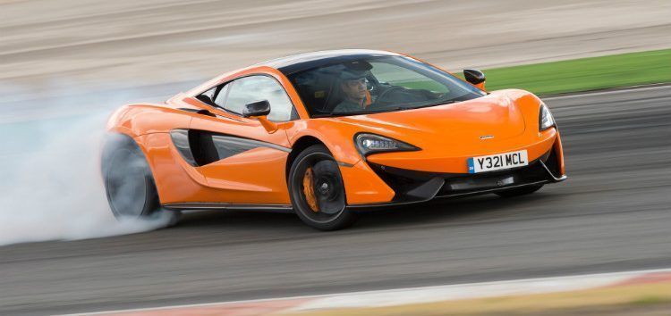 McLaren podría sustituir los V8 biturbo por V6 híbridos para los Sports Series