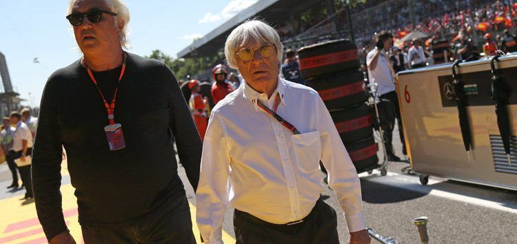 Flavio Briatore molesto por como se ha tratado a Bernie Ecclestone