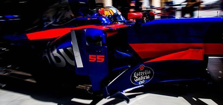 Carlos Sainz elogia la gran mejora del equipo Renault esta temporada