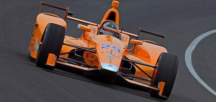 Honda acaba con el sueño de Fernando Alonso en la IndyCar