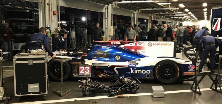 Alonso lamenta el pinchazo: «Estábamos luchando por el top cinco»