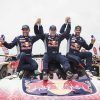 FOTOS: La fiesta de Peugeot tras la victoria de Carlos Sainz en el Dakar 2018