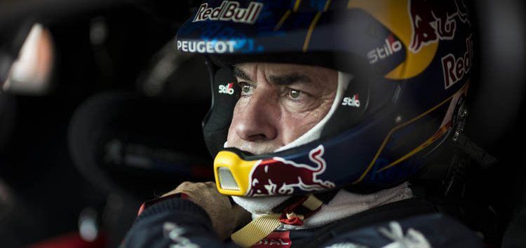 El Museo de Fernando Alonso tendrá un nuevo integrante: el casco ganador de Sainz