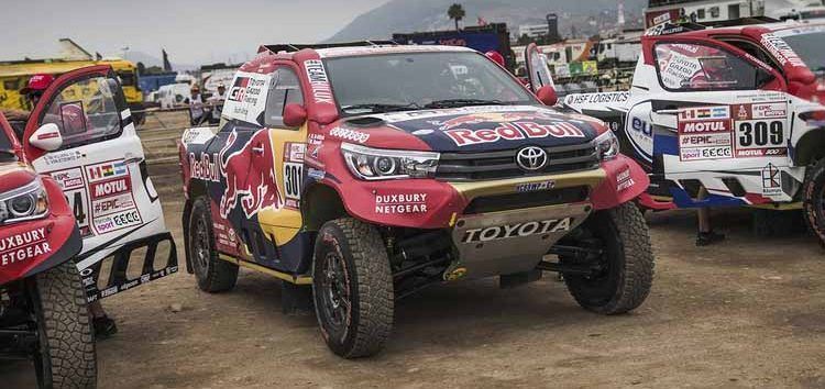Nasser Al-Attiyah: «Toyota ha conseguido mejorar el Hilux en todos sus aspectos»