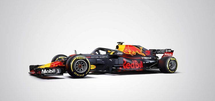 ¡Red Bull vuelve al mate! El RB14 ya luce sus colores originales en Montmeló