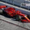 El nuevo Ferrari SF71-H se deja a ver en pista en el Circuit de Barcelona-Catalunya