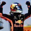 Daniel Ricciardo: "Intentaré conseguir un podio o la victoria este año en Barcelona"