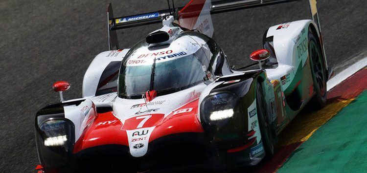 El Toyota #7 lidera la prueba a falta de 16 horas para el final; Buemi vuelve a los mandos del TS050 #8