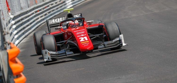 Antonio Fuoco se defiende de Lando Norris y se lleva la victoria en Mónaco