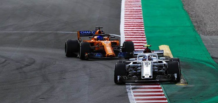 Leclerc: «Aprendo el doble luchando en carrera con Alonso, que con otros pilotos»