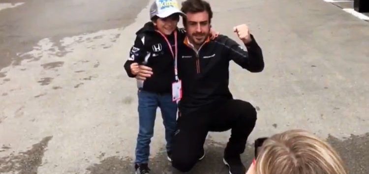 Alonso, agradecido con la afición: «Notas el aprecio que te tenían, sobre todo cuando dije que me iba de la F1»