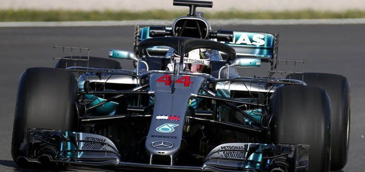 Lewis Hamilton: «Ha sido un muy buen día en un test relativamente interesante»