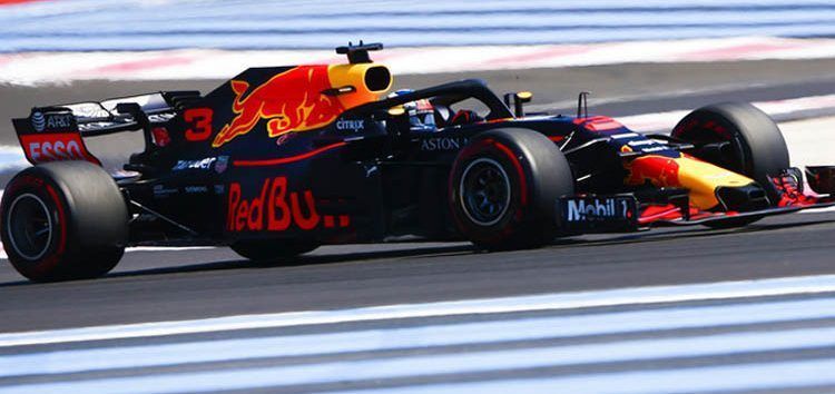 Red Bull teme a Mercedes: «Espero que Lewis Hamilton haya hecho su tiempo con el nuevo motor»