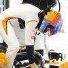 Fernando Alonso: "Saldremos atrás por penalización de motor, intentaremos optimizar la estrategia"