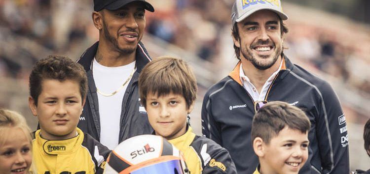 Mercedes descarta a Alonso y Hamilton para probar el DTM, y baraja contar con Button