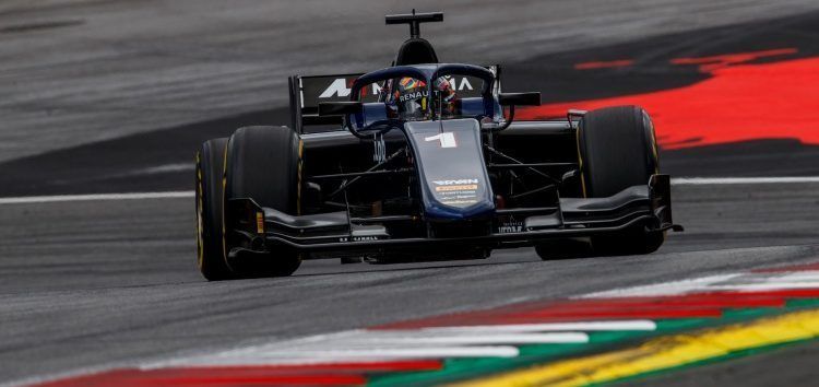 Artem Markelov domina de semáforo a bandera y se lleva la victoria en Austria