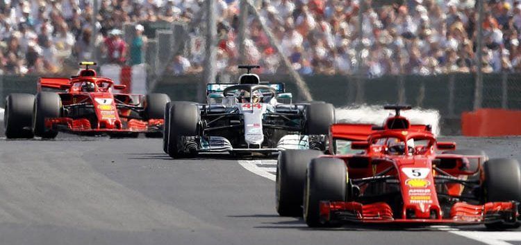 Niki Lauda se harta de Ferrari: «Es la segunda vez que nos golpean y no es divertido»