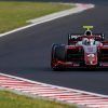 Nyck de Vries se impone a Lando Norris en un intenso duelo en condiciones cambiantes