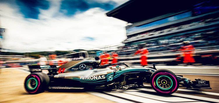 Lewis Hamilton recupera el ritmo en los segundos libres de Rusia, Ferrari desaparece