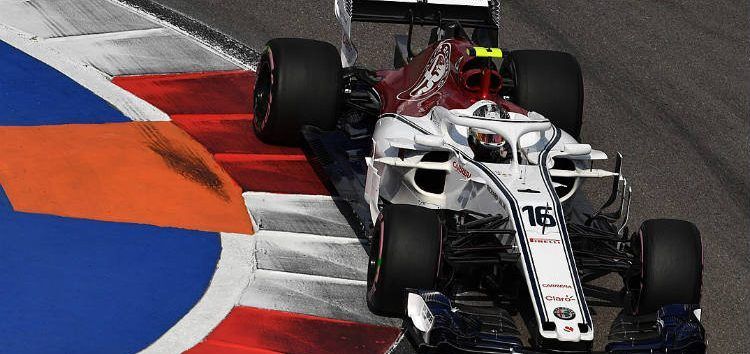 Charles Leclerc y Marcus Ericsson meten a Alfa Romeo-Sauber en la Q3