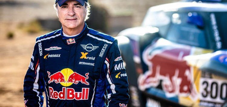 Carlos Sainz: «Vamos a luchar por la victoria, aunque el Dakar siempre sorprende»