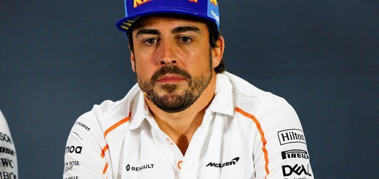 Fernando Alonso viajará a algunas carreras de F1 en 2019, según Carlos Sainz