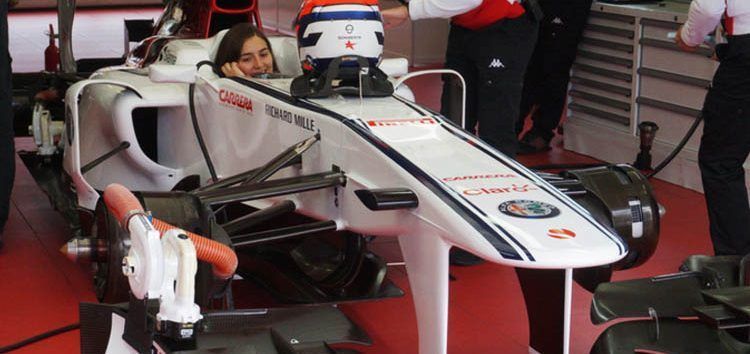 Tatiana Calderón completó ayer 90 vueltas con el Sauber C32 en Fiorano