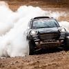 Roma demuestra el compañerismo del Dakar: "Peterhansel estaba atascado hasta las cejas y hemos parado a ayudarle"