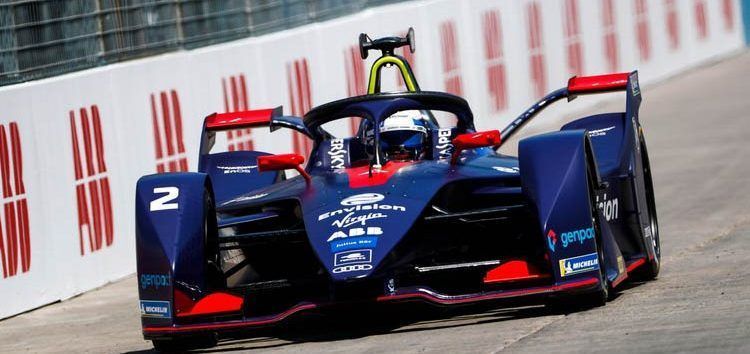 Sam Bird gana el ePrix de Hong Kong ante un dramático pinchazo de Lotterer