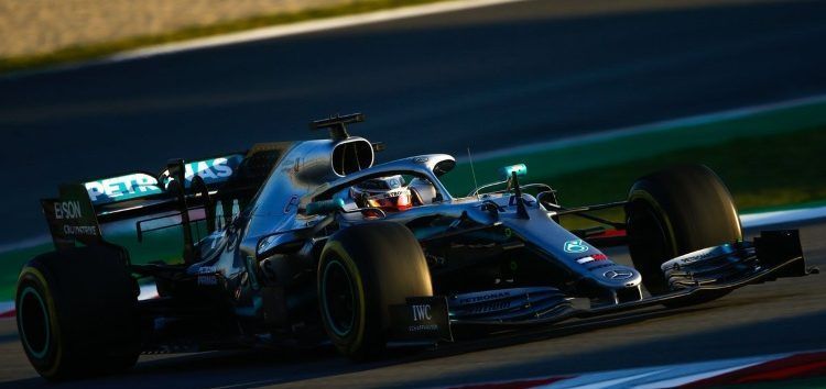Lewis Hamilton completa más de 100 vueltas esta tarde