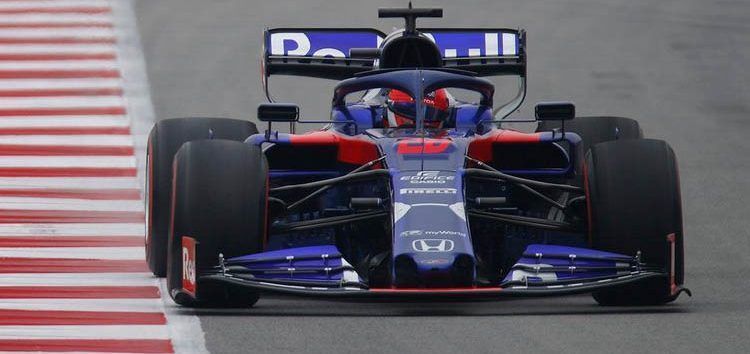 Kvyat, molesto con la penalización que se le ha impuesto por mandar a Hülkenberg al muro