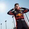 Max Verstappen y Pierre Gasly lucen sus nuevos monos con el logo de Honda