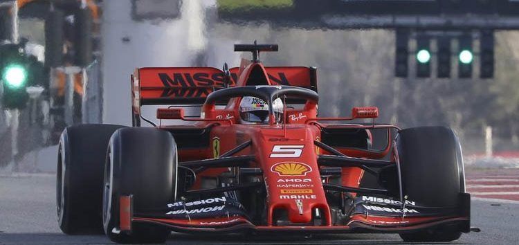 Vettel y Ferrari arrasan en la primera jornada de test; Sainz es segundo con más de 100 vueltas