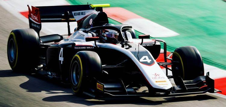 Nyck de Vries lidera la primera jornada de test en Barcelona