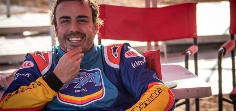 Alonso impresiona al equipo Toyota del Dakar: «Es asombroso, tiene un talento inmenso»