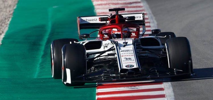 Häkkinen avisa sobre Alfa Romeo: «Es un monoplaza claramente diferente del resto»