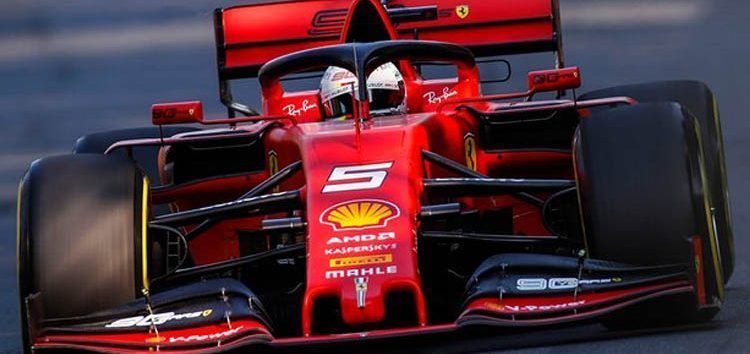 Vettel lidera el doblete de Ferrari en los Libres 1 de Alemania; Sainz, el primero del resto
