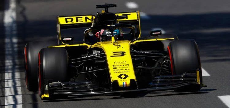 Ricciardo, sobre su extraño incidente: «Fue horrible por mi parte y me siento mal por Kvyat»