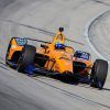 Alonso disfruta por fin de un día sin problema en el Fast Friday de Indianápolis