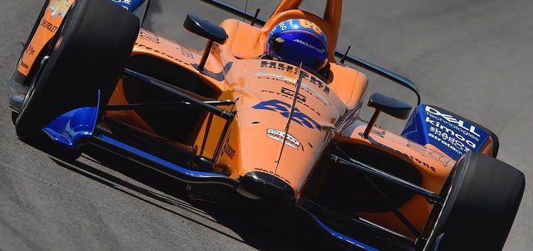 VÍDEO: El proceso de montaje del McLaren de Alonso para Indianápolis
