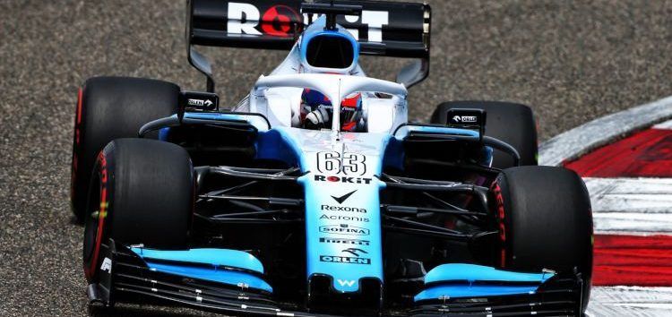 Continúa el calvario de Williams en China; Ambos coches, a un mundo del resto