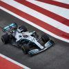 Lewis Hamilton completa 77 vueltas durante el primer día de test en Bahréin