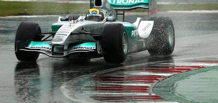 El extraño caso de un Honda RA106 con la decoración de Mercedes-Benz