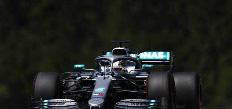 Lewis Hamilton comienza liderando los Libres 1 de Austria y Carlos Sainz se afianza como «el primero del resto»