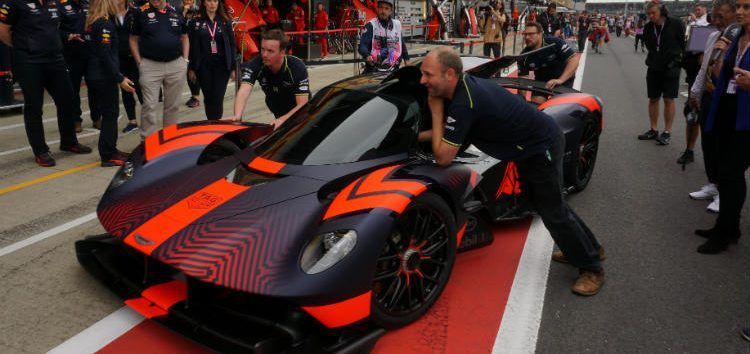 Aston Martin quiere darlo todo en Le Mans: planea alinear cuatro unidades del Valkyrie