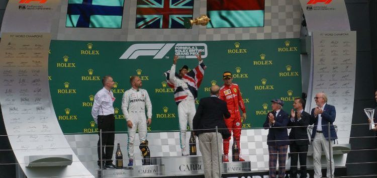 Lewis Hamilton gana en casa con un Gran Premio de Gran Bretaña lleno de espectáculo; Sainz es 6º