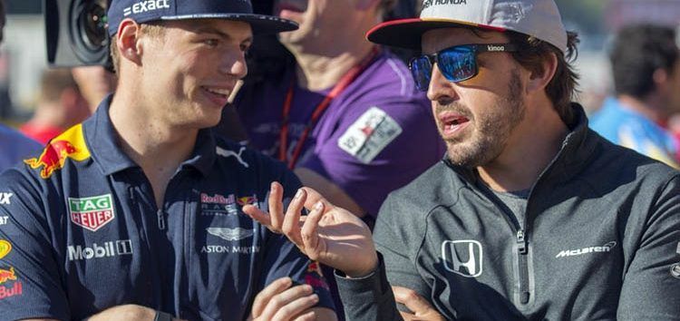 Verstappen: «Si Alonso estuviera con un coche de los punteros, sería candidato al título»